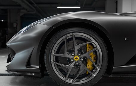 Ferrari 812, 2019 год, 28 300 000 рублей, 8 фотография