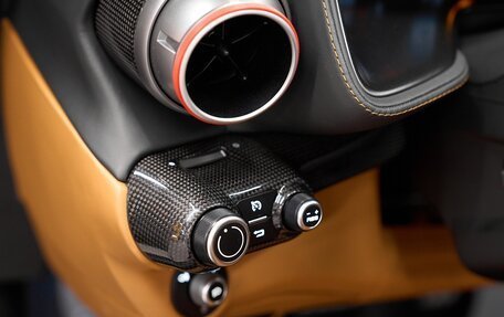 Ferrari 812, 2019 год, 28 300 000 рублей, 15 фотография