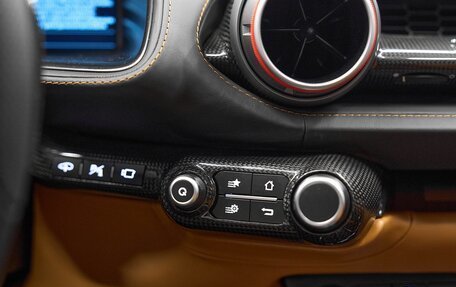 Ferrari 812, 2019 год, 28 300 000 рублей, 25 фотография
