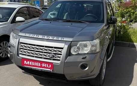 Land Rover Freelander II рестайлинг 2, 2010 год, 1 300 000 рублей, 2 фотография