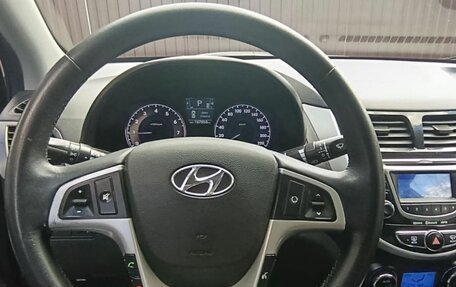 Hyundai Solaris II рестайлинг, 2013 год, 880 000 рублей, 10 фотография