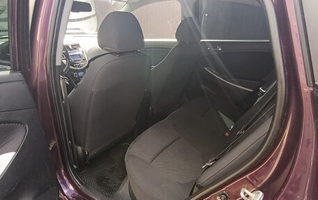 Hyundai Solaris II рестайлинг, 2013 год, 880 000 рублей, 8 фотография