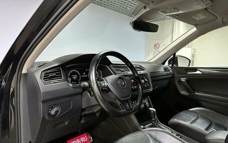 Volkswagen Tiguan II, 2019 год, 2 499 000 рублей, 12 фотография