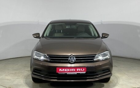 Volkswagen Jetta VI, 2015 год, 1 230 000 рублей, 2 фотография