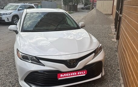 Toyota Camry, 2019 год, 1 600 000 рублей, 5 фотография