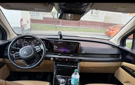 KIA Carnival, 2021 год, 3 000 000 рублей, 7 фотография
