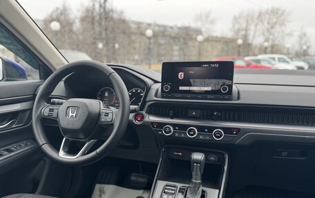 Honda CR-V, 2023 год, 3 670 000 рублей, 28 фотография
