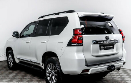 Toyota Land Cruiser Prado 150 рестайлинг 2, 2021 год, 5 699 000 рублей, 6 фотография