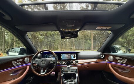 Mercedes-Benz E-Класс, 2016 год, 4 290 000 рублей, 14 фотография