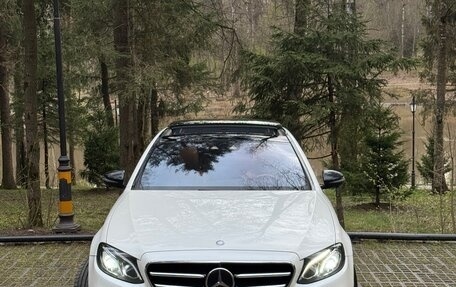 Mercedes-Benz E-Класс, 2016 год, 4 290 000 рублей, 11 фотография