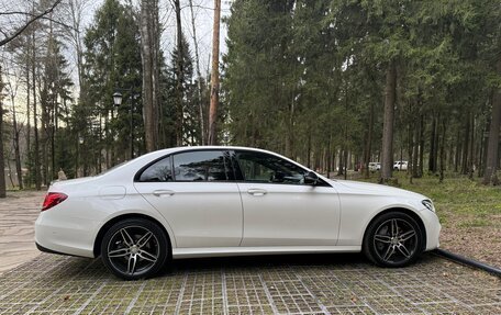 Mercedes-Benz E-Класс, 2016 год, 4 290 000 рублей, 27 фотография