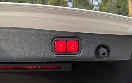 Mercedes-Benz E-Класс, 2016 год, 4 290 000 рублей, 29 фотография