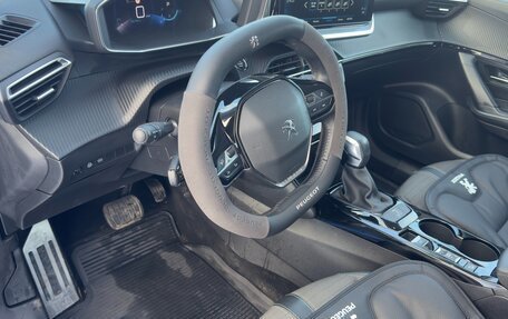Peugeot 2008 II, 2021 год, 1 650 000 рублей, 13 фотография