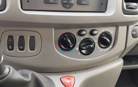 Opel Vivaro A рестайлинг, 2010 год, 1 400 000 рублей, 14 фотография