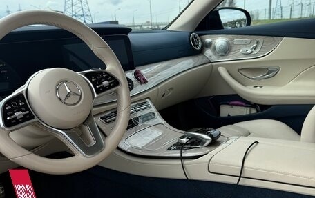 Mercedes-Benz E-Класс, 2019 год, 4 900 000 рублей, 6 фотография