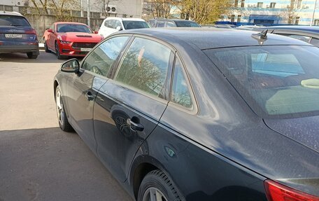 Audi A4, 2017 год, 2 400 000 рублей, 13 фотография