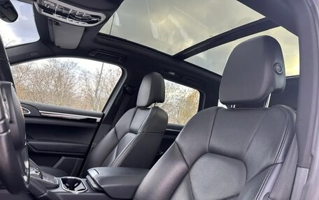 Porsche Cayenne III, 2012 год, 2 790 000 рублей, 8 фотография