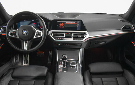 BMW 3 серия, 2021 год, 4 050 000 рублей, 13 фотография