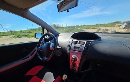 Toyota Yaris III рестайлинг, 2007 год, 420 000 рублей, 9 фотография
