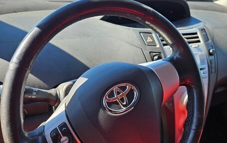 Toyota Yaris III рестайлинг, 2007 год, 420 000 рублей, 7 фотография