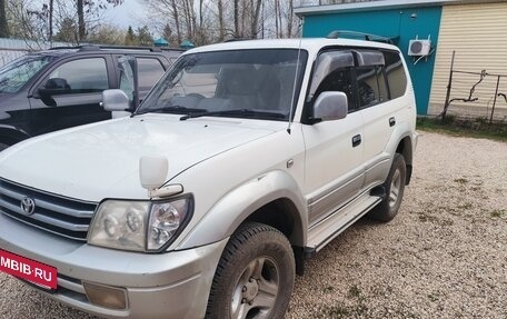 Toyota Land Cruiser Prado 90 рестайлинг, 2001 год, 1 350 000 рублей, 2 фотография