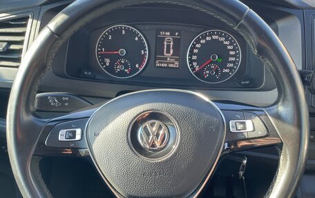 Volkswagen Caravelle T6 рестайлинг, 2018 год, 3 400 000 рублей, 29 фотография