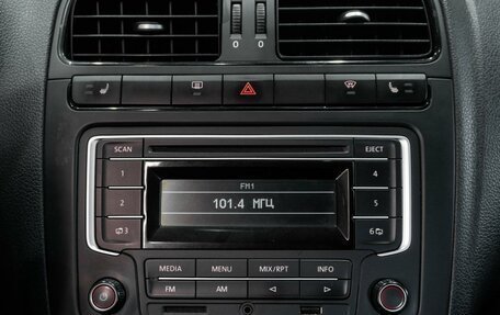 Volkswagen Polo VI (EU Market), 2015 год, 999 000 рублей, 17 фотография