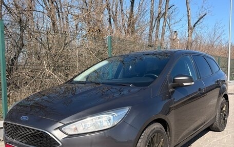 Ford Focus III, 2015 год, 949 000 рублей, 1 фотография