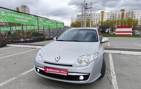 Renault Laguna III рестайлинг, 2008 год, 420 000 рублей, 1 фотография