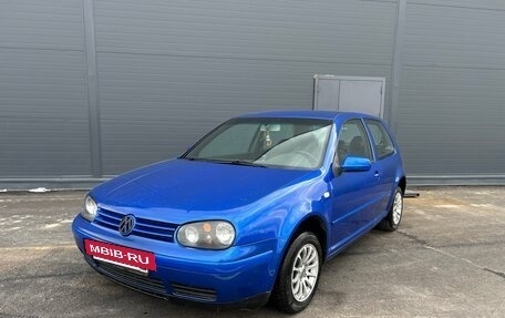 Volkswagen Golf IV, 2000 год, 300 000 рублей, 3 фотография