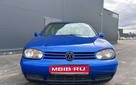 Volkswagen Golf IV, 2000 год, 300 000 рублей, 23 фотография