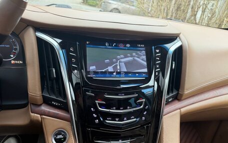 Cadillac Escalade IV, 2015 год, 3 850 000 рублей, 7 фотография
