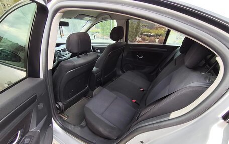 Renault Laguna III рестайлинг, 2008 год, 420 000 рублей, 20 фотография