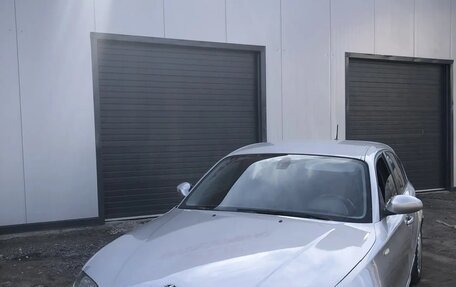 BMW 1 серия, 2004 год, 606 666 рублей, 1 фотография