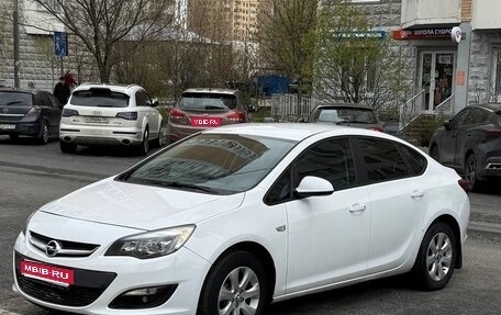 Opel Astra J, 2014 год, 850 000 рублей, 1 фотография