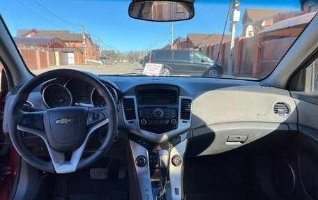Chevrolet Cruze II, 2010 год, 450 000 рублей, 10 фотография