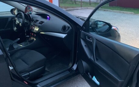 Mazda 3, 2013 год, 950 000 рублей, 10 фотография