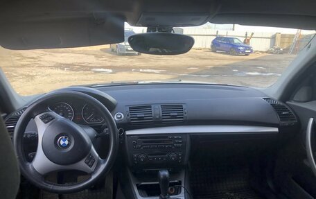 BMW 1 серия, 2004 год, 606 666 рублей, 9 фотография