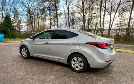 Hyundai Elantra V, 2014 год, 1 150 000 рублей, 2 фотография