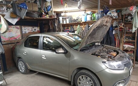 Renault Logan II, 2016 год, 480 000 рублей, 14 фотография