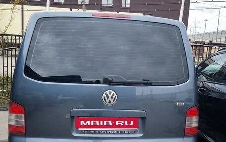 Volkswagen Caravelle T5, 2008 год, 1 440 000 рублей, 2 фотография