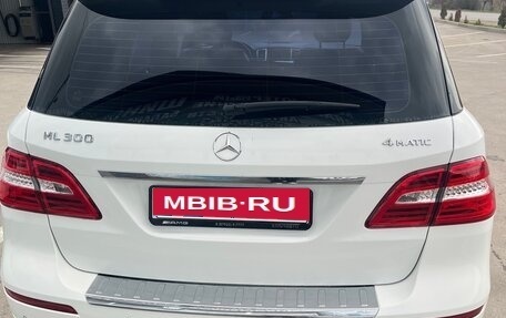 Mercedes-Benz M-Класс, 2014 год, 2 300 000 рублей, 3 фотография
