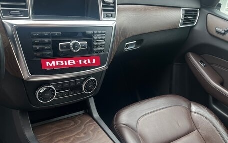 Mercedes-Benz M-Класс, 2014 год, 2 300 000 рублей, 8 фотография