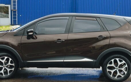 Renault Kaptur I рестайлинг, 2017 год, 1 590 000 рублей, 4 фотография