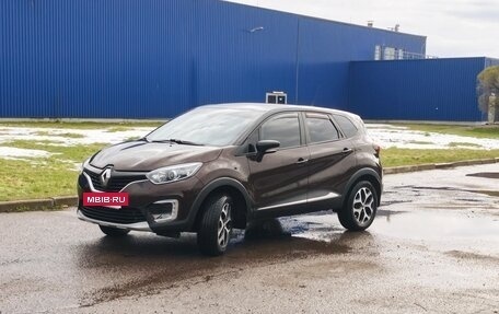 Renault Kaptur I рестайлинг, 2017 год, 1 590 000 рублей, 5 фотография