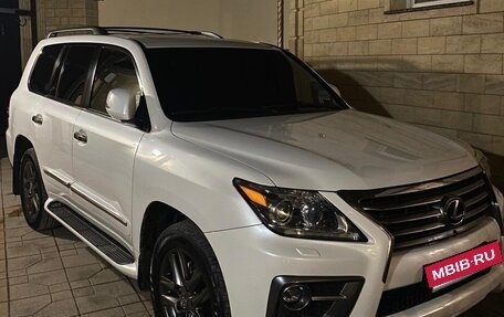 Lexus LX III, 2013 год, 4 100 000 рублей, 3 фотография