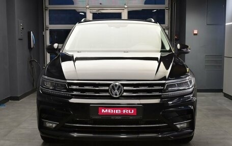 Volkswagen Tiguan II, 2018 год, 2 970 000 рублей, 1 фотография