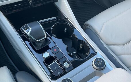Volkswagen Touareg III, 2019 год, 4 300 000 рублей, 23 фотография