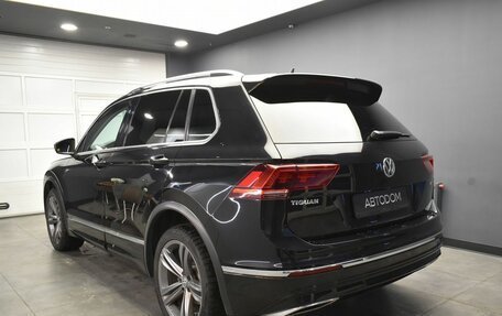 Volkswagen Tiguan II, 2018 год, 2 970 000 рублей, 6 фотография