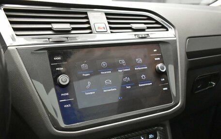 Volkswagen Tiguan II, 2018 год, 2 970 000 рублей, 24 фотография